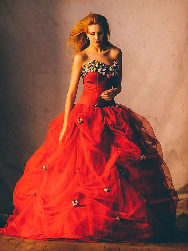 Colour and drama, bespoke by Catherine Colubriale