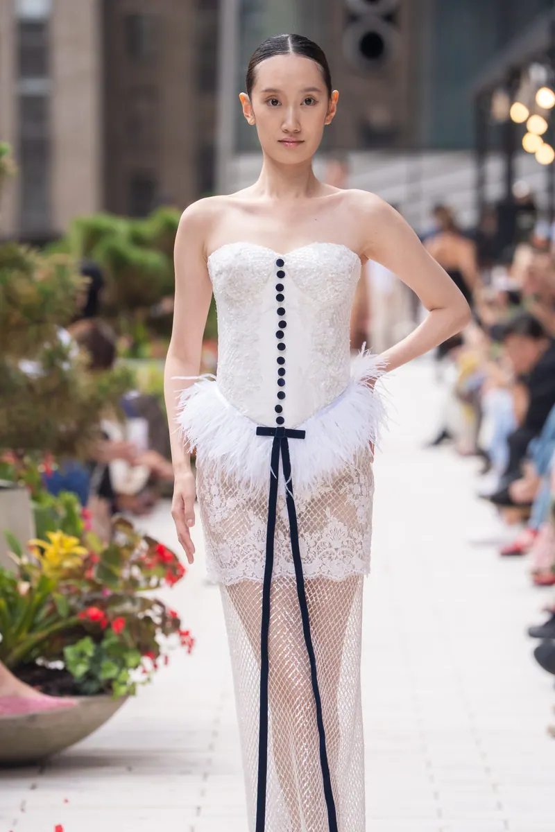 New York Fashion Week 2026, look 1: Ivory lace corset