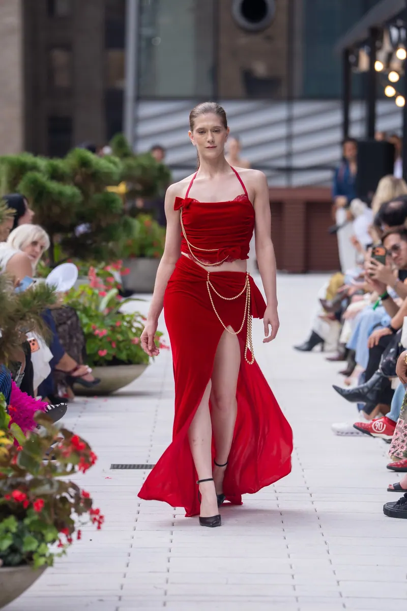 New York Fashion Week 2026, look 6: Scarlet velvet on the runway