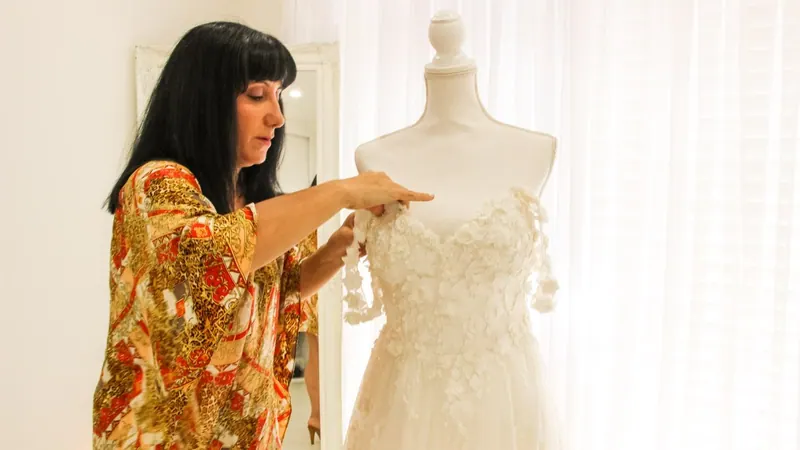 Samantha’s couture wedding dress by Catherine Colubriale